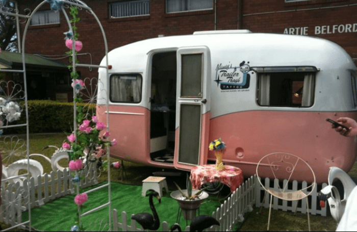 mimsy gleeson caravan.PNG